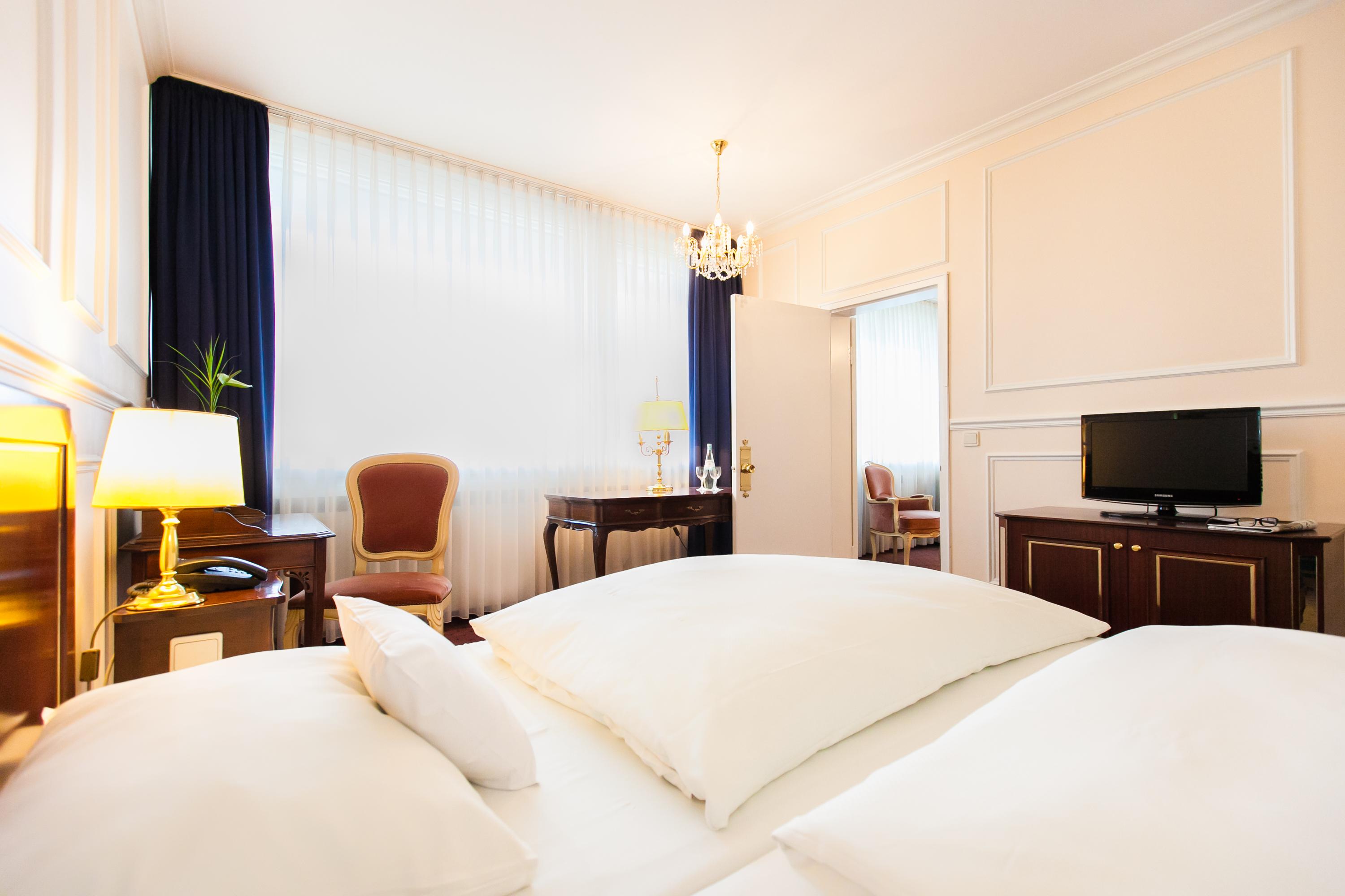 Centro Hotel Bristol Bonn Ngoại thất bức ảnh