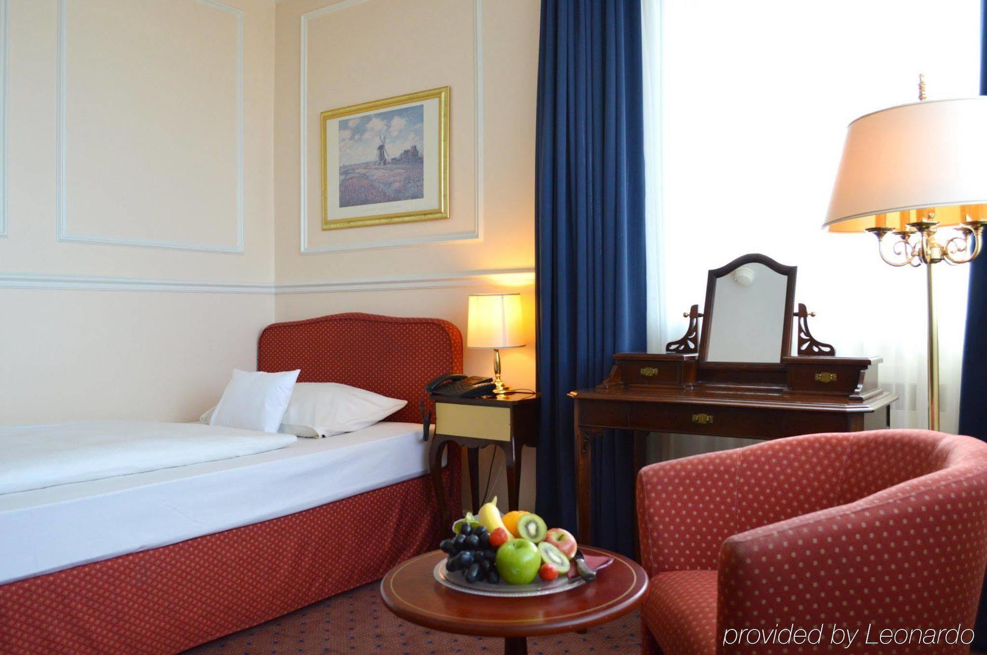 Centro Hotel Bristol Bonn Ngoại thất bức ảnh